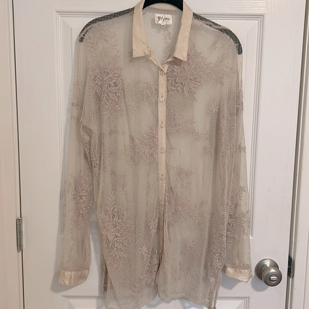 Johnny Was -BIYA embroidered button down top